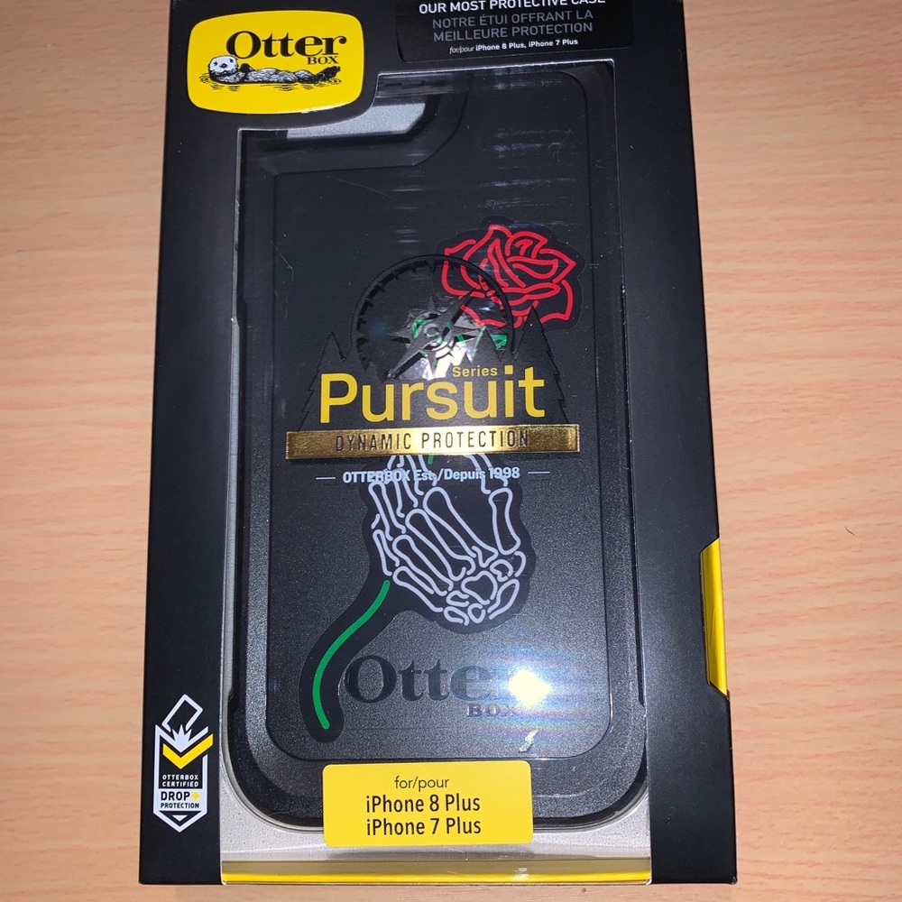 Otterbox pursuit case for iPhone 7/8 PLUS only